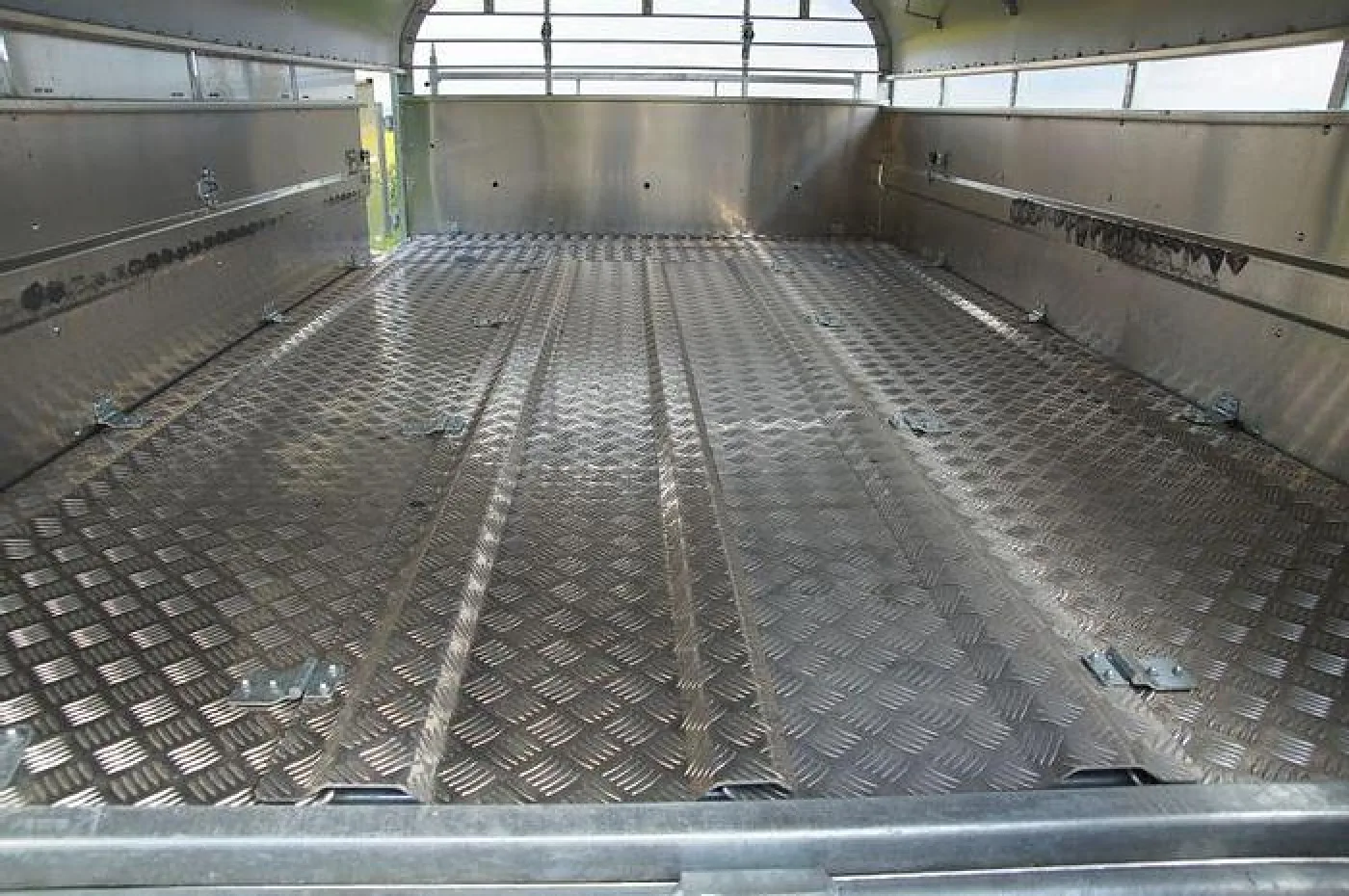 NUGENT LS3618H Schafdeck - im Zulauf - 4