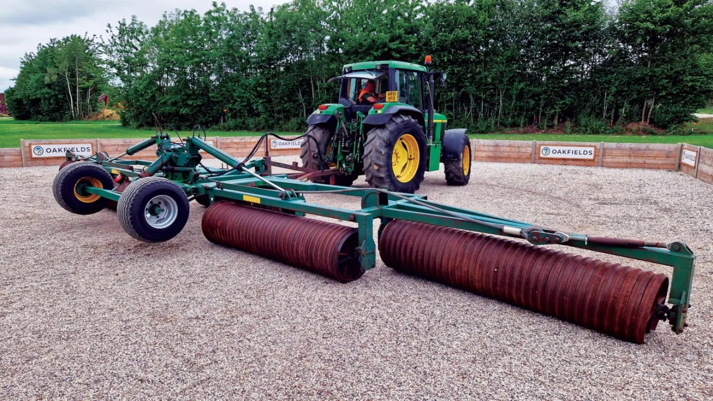 Cousins Contour 12.8m Cambridge Rolls - 1