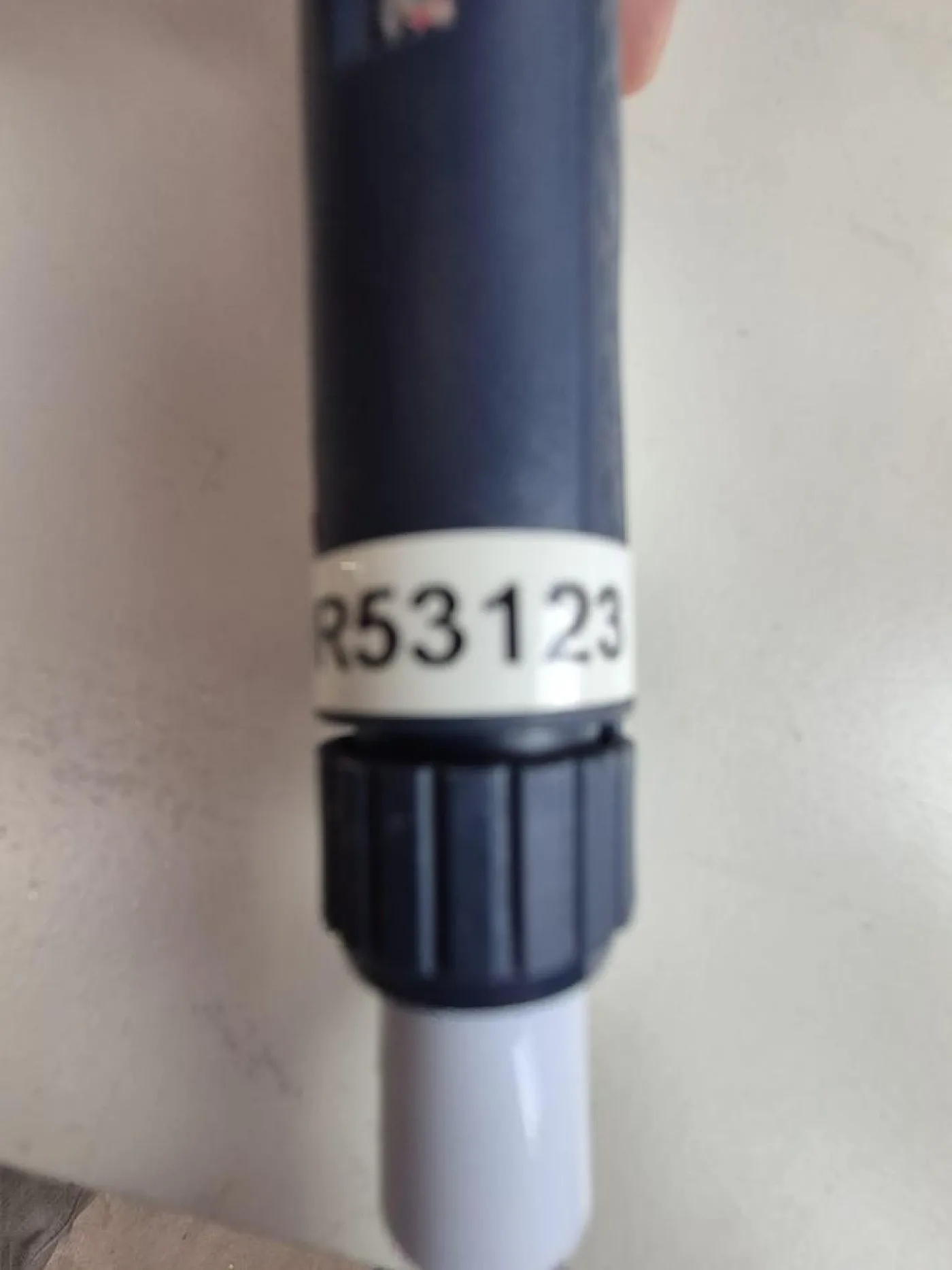 Gilson PIPETMAN P10 1-10uL Single Channel Pipette with Metal Ejector Colourcode Red - 2