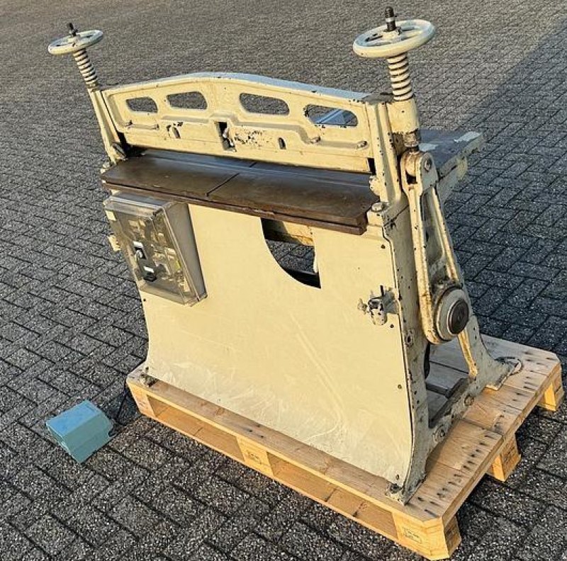 1985 Krause Creasing machine