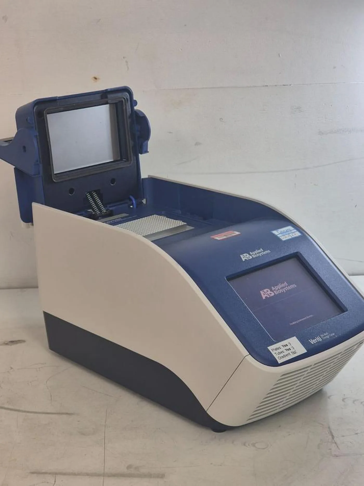 Applied Biosystems Verity 96-Well 9903 Thermal Cycler - 2