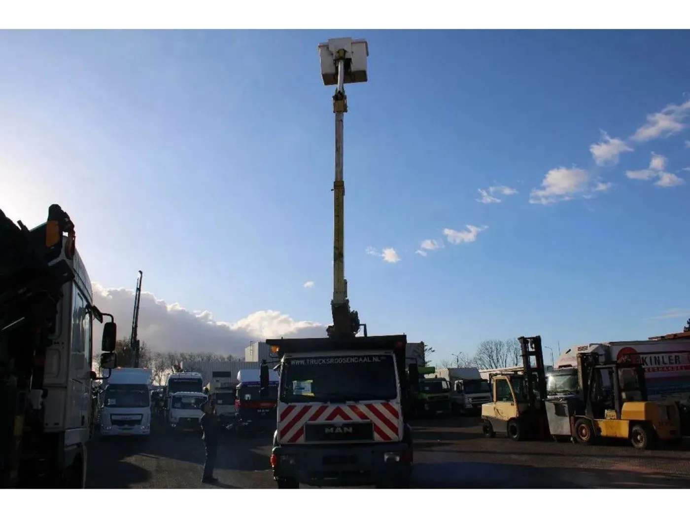 MAN 14.224 + Euro 2 + PTO + Crane - 2