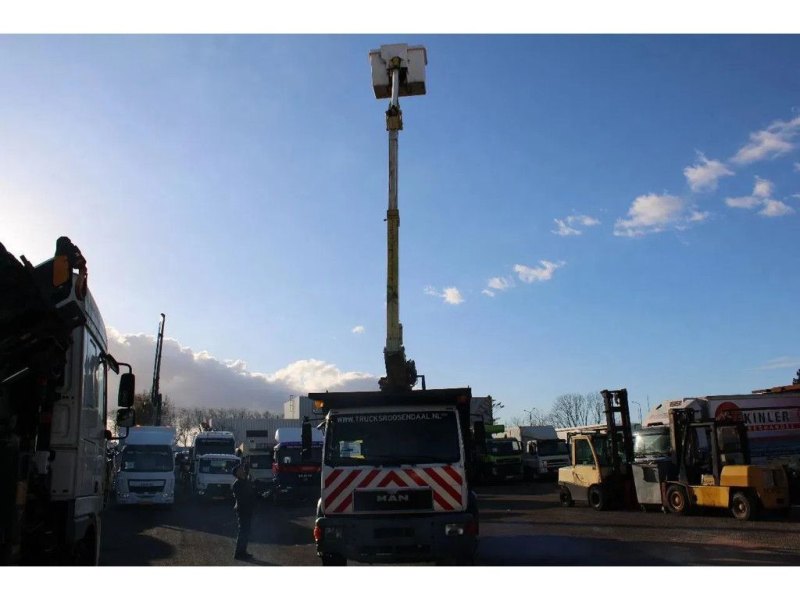 MAN 14.224 + Euro 2 + PTO + Crane