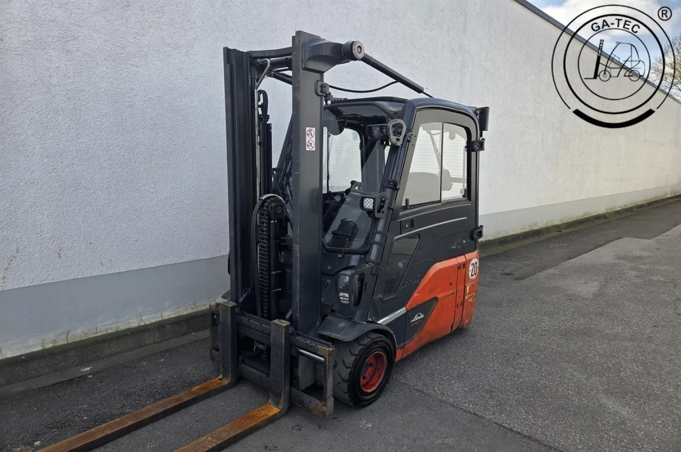 Linde E18 - 1
