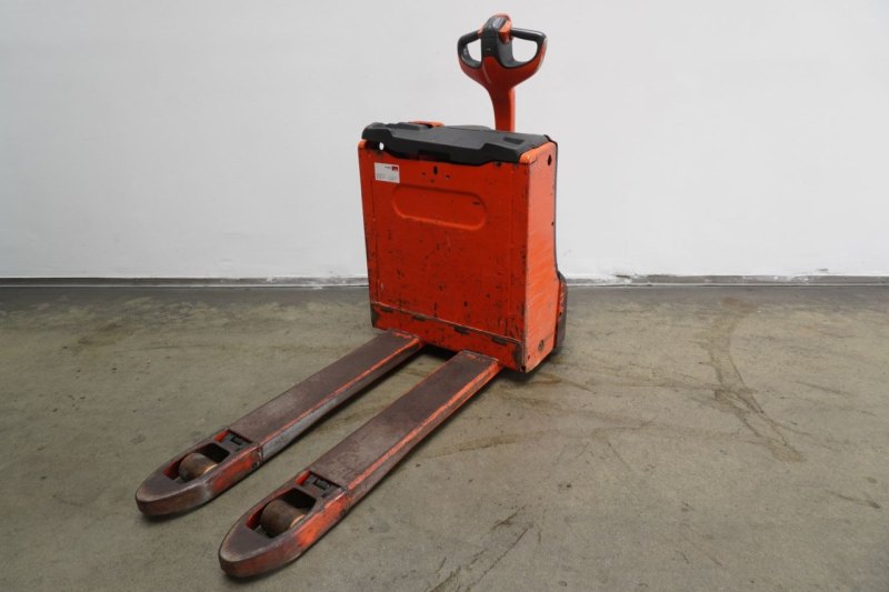 Niederhubwagen Linde T 16 1152 (2015)