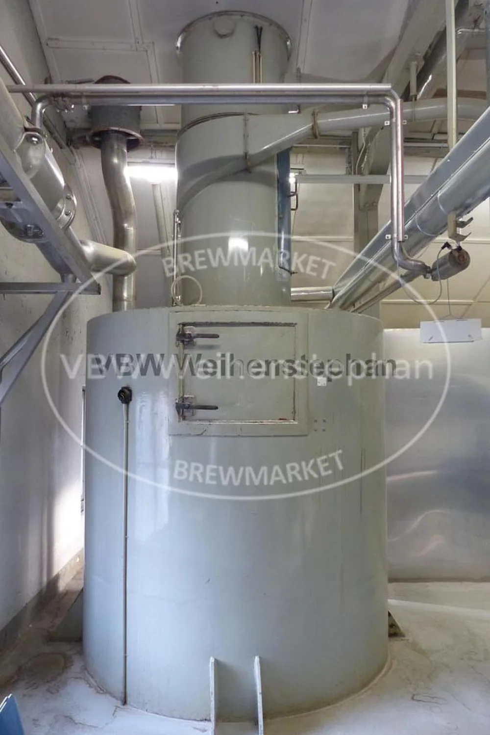 Grist hopper