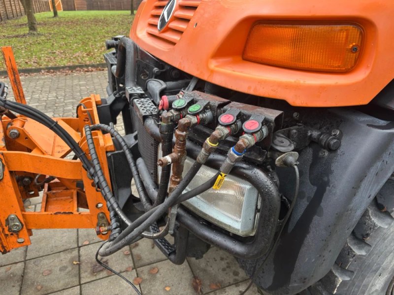 Mercedes Benz - Unimog U400