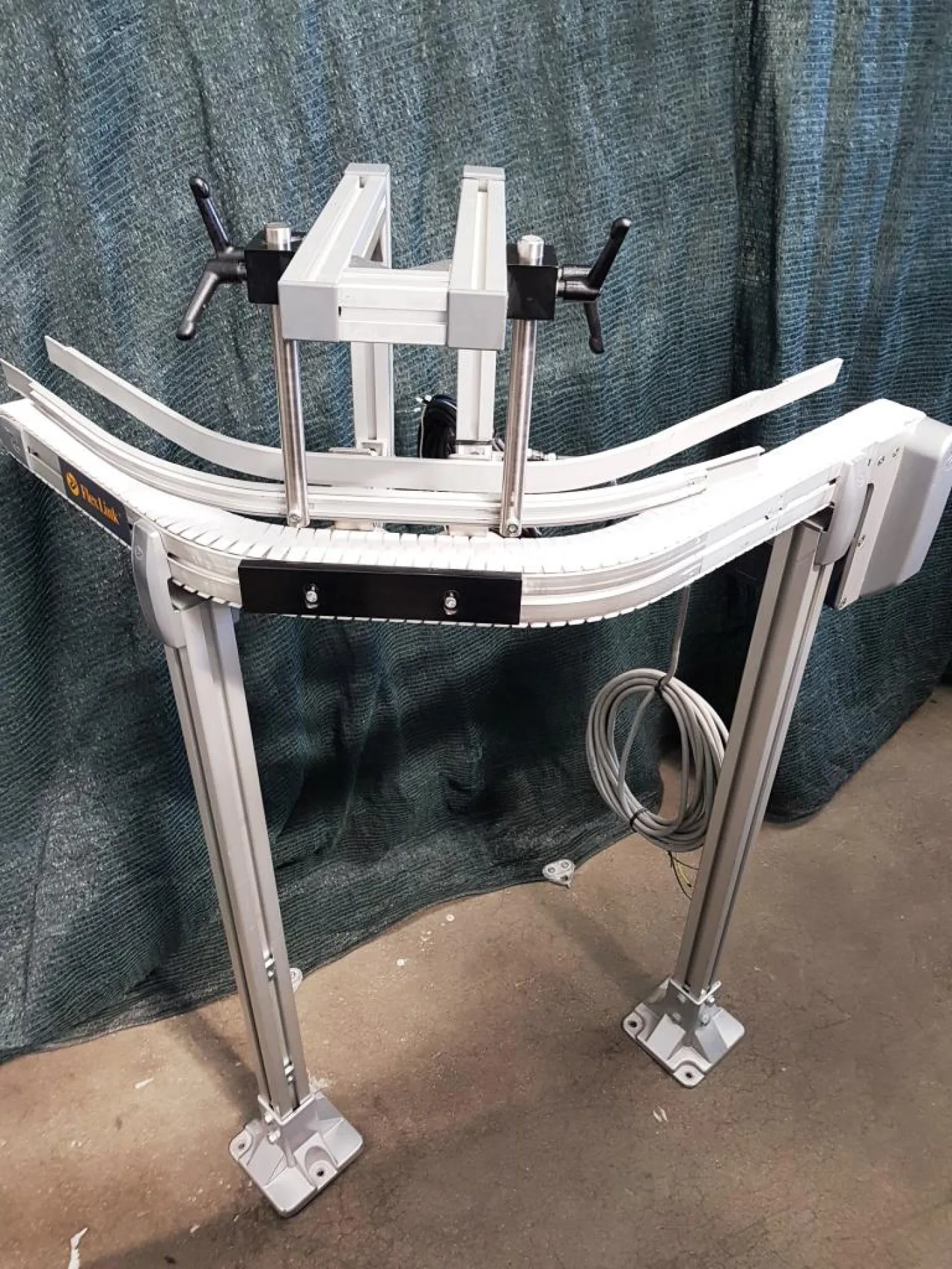 NASTRINO TRASPORTATORE CURVO MOTORIZZATO CON RIDUTTORE – FLEXLINK – MOD. X45XL - 3