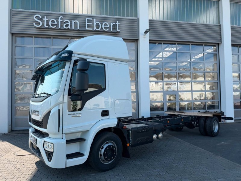 Iveco Eurocargo ML140E28/P Bett AHK Air Conditioning Standheizung