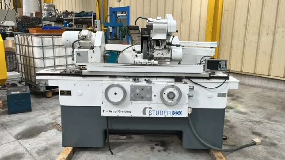 Cylindrical Grinding Machine – STUDER S30