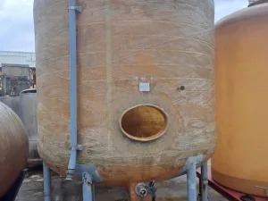 FIBERGLASS STORAGE TANK MODEL, 100 HL CAPACITY WITH ROUNDED BOTTOM, SECOND HAND EQUIPMENT