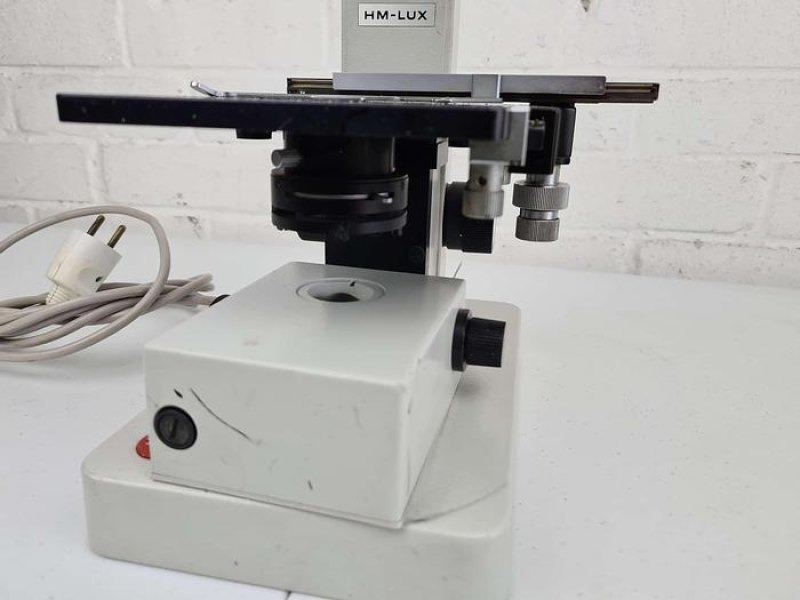 Leica HM-LUX Microscope
