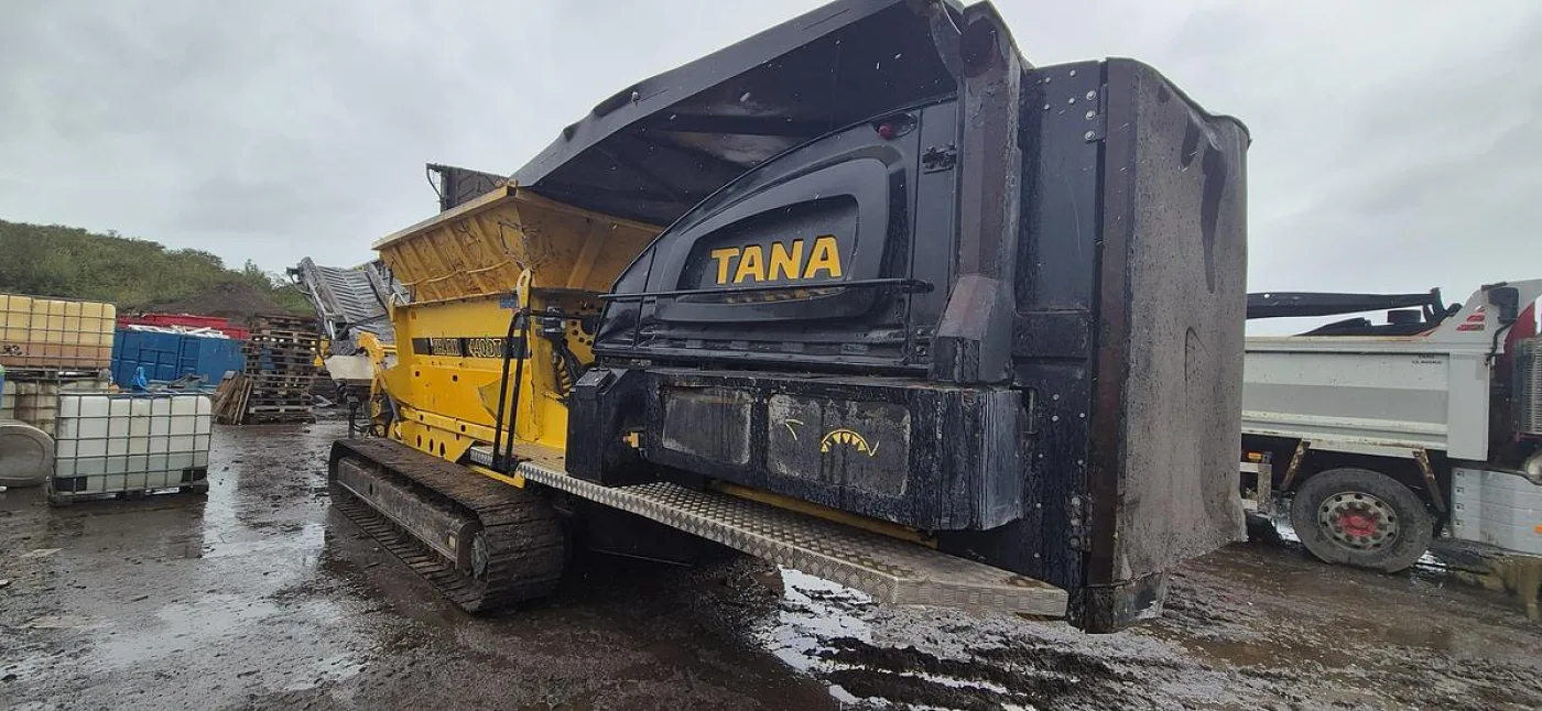 2019 TANA Shark 440DT Eco Slow-Speed Shredder - 7