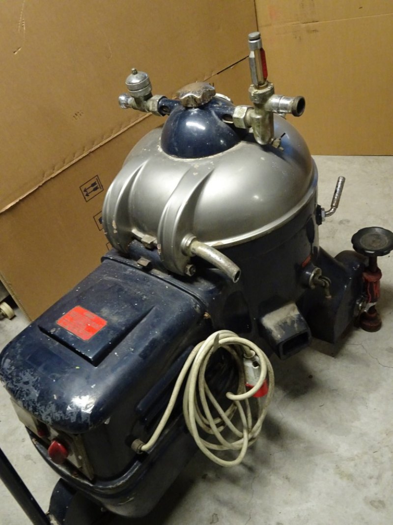 MANUAL CLEANING CLARIFIER CENTRIFUGE, MOD. “IMMA MICRO”, SECOND-HAND MACHINE