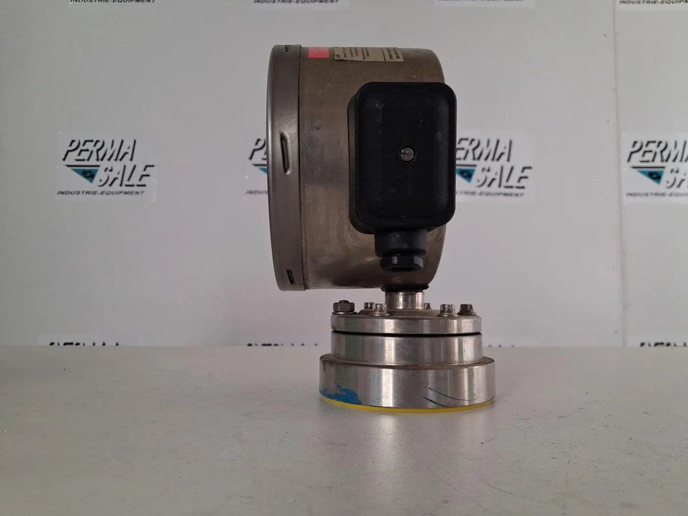 WIKA NG160 Pressure Gauge -1 to 3 bar with Inductive Contact - 5
