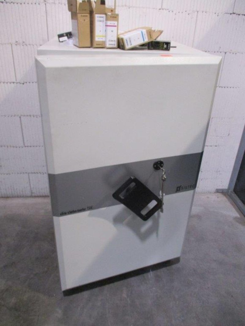 SE 13 Datensafe Tresor SYSTEC 2003