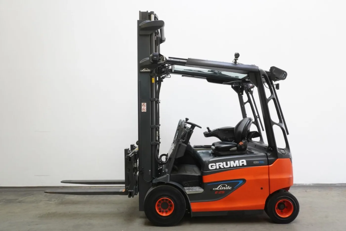 Frontstapler Linde E 25 R 387 (2016) - 2