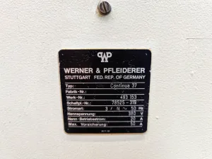 Werner & Pfleiderer Continua 37/27 D - Double screw extruder