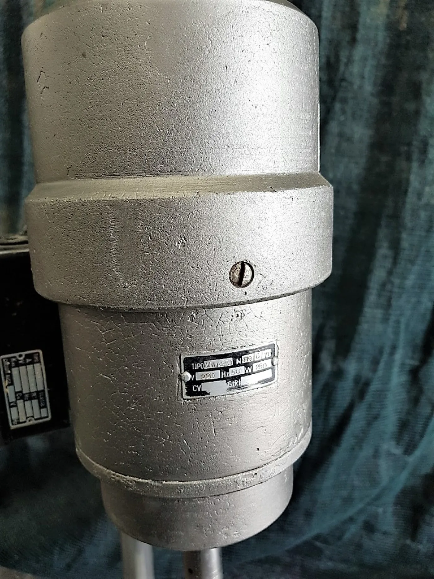 TURBOEMULSORE AGITATORE PNEUMATICO – MOD. MWA 250 - 7