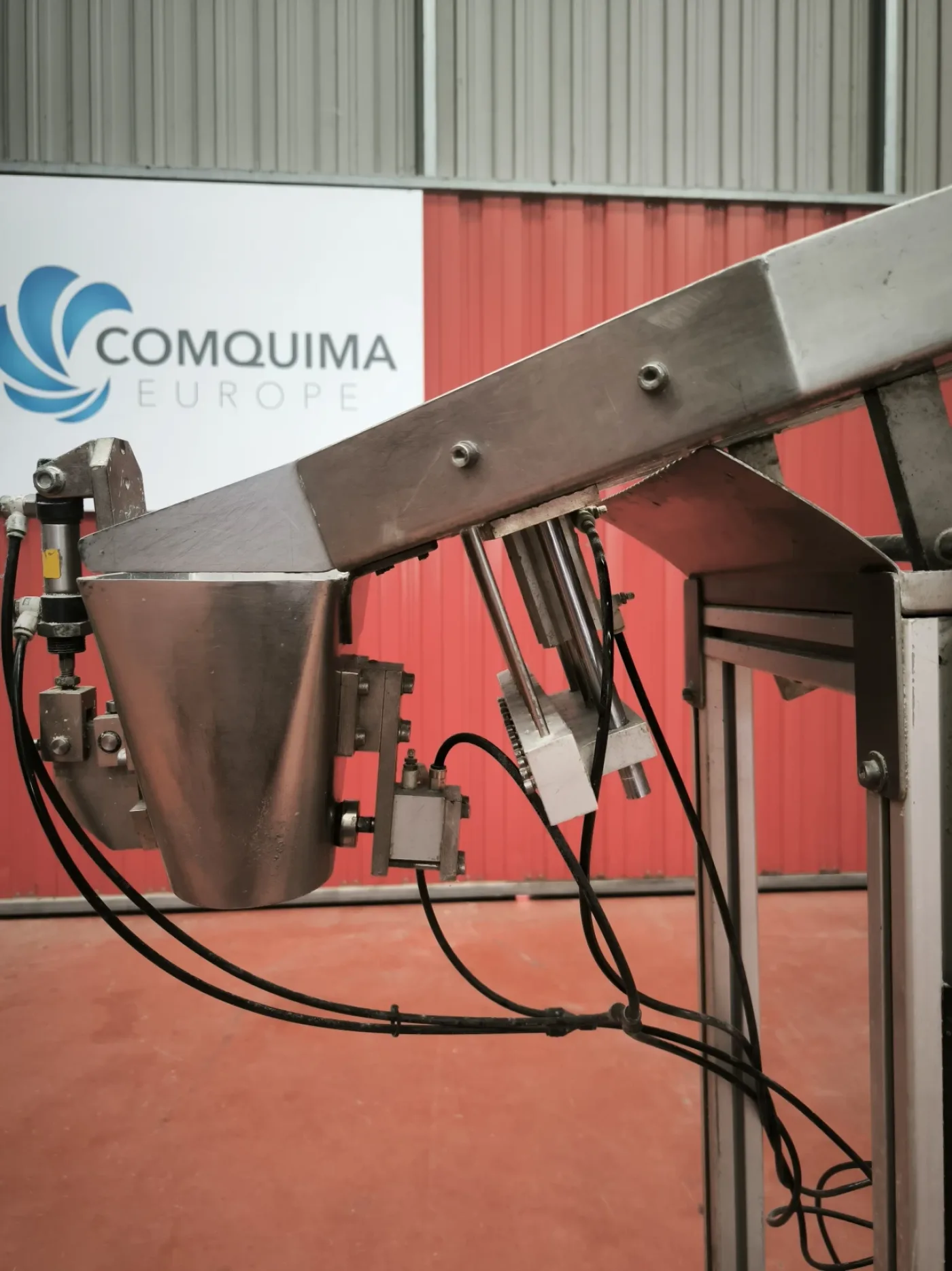 USED SOLID DOSING STATION WITH SCREEN - 4