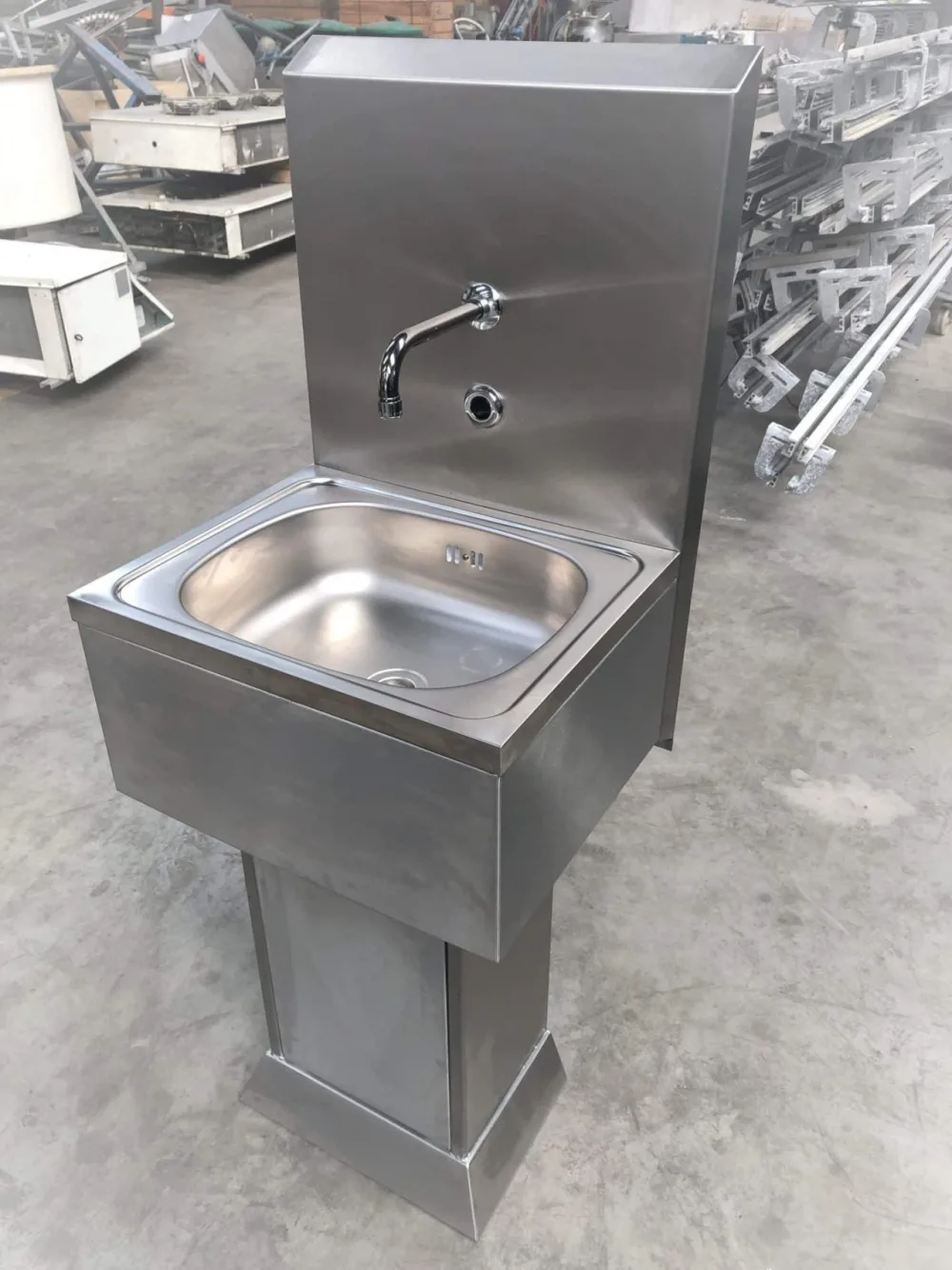 Hand wash basin, NEW