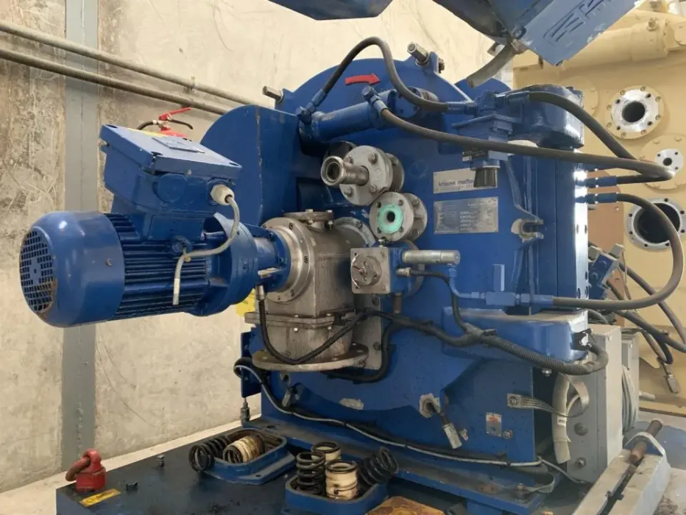 USED KRAUSS MAFFEI HZ 63 Si CENTRIFUGE - 2