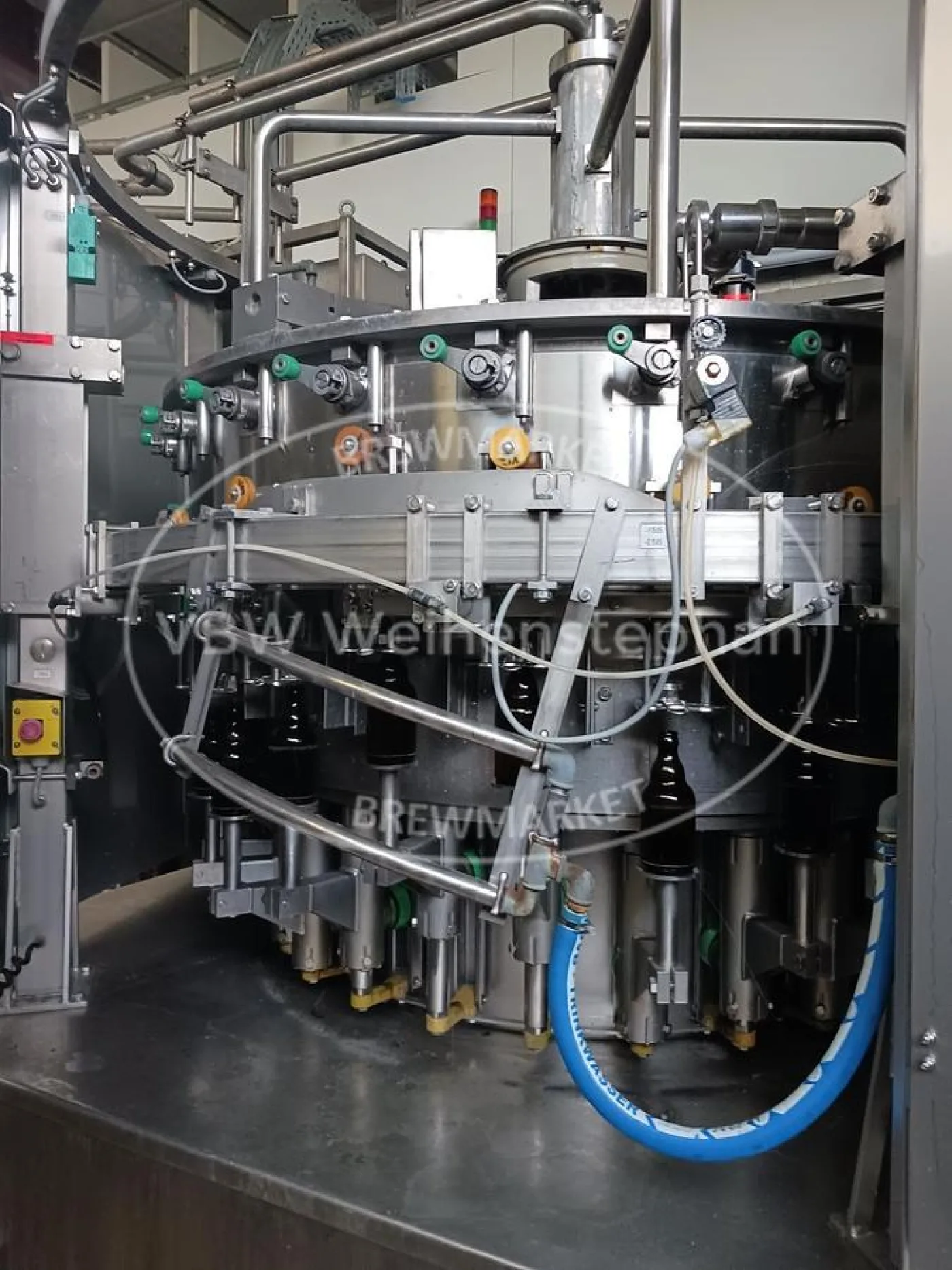 bottle filler/capper/labeller - 8