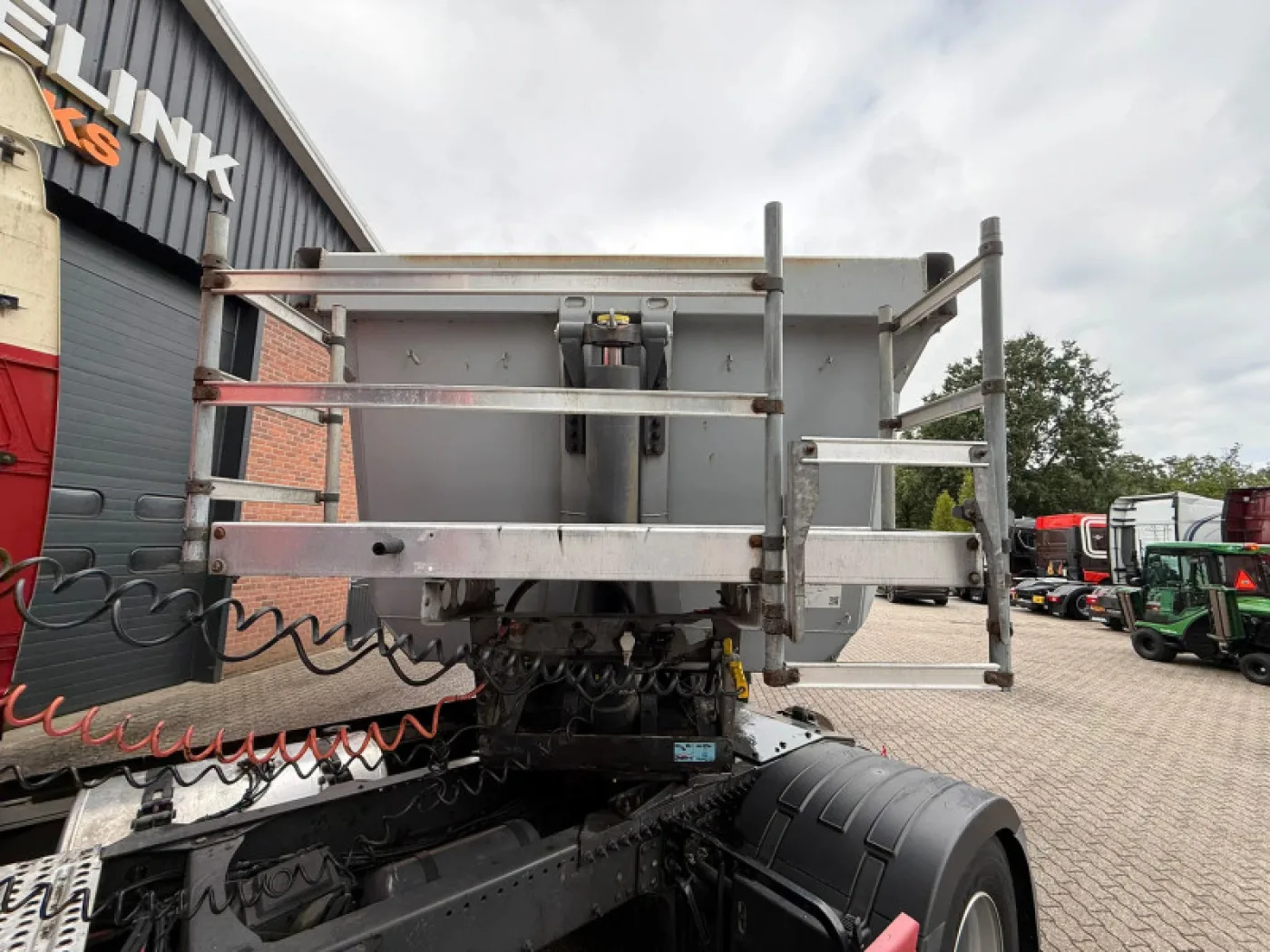Schmitz Cargobull SKI 24 7.2 27 m³ Hardox Steel SAF Disc Brakes NL Trailer APK/TÜV 06-2027 - 5