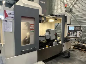 Akira Seiki 5AX AC650 5-Axis Vertical Center