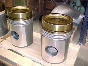 PISTONS DEUTZ BVM540 / 640