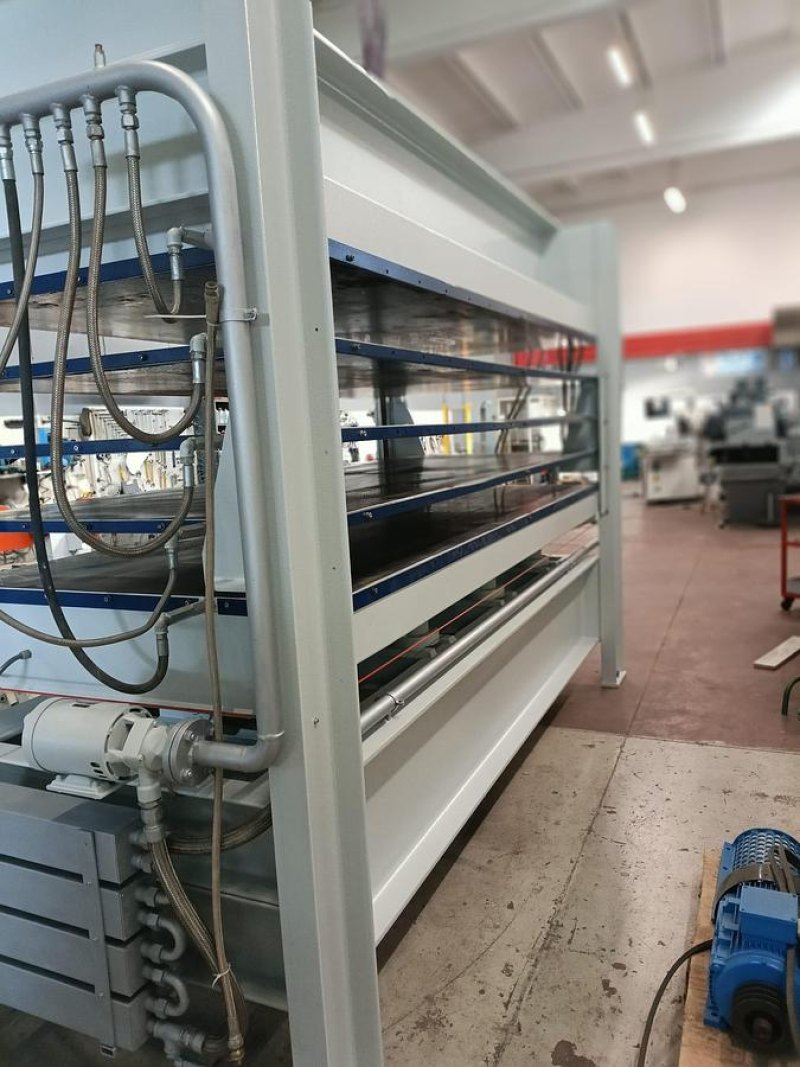 pressa a caldo ORMA NPC multivano 3000x1300