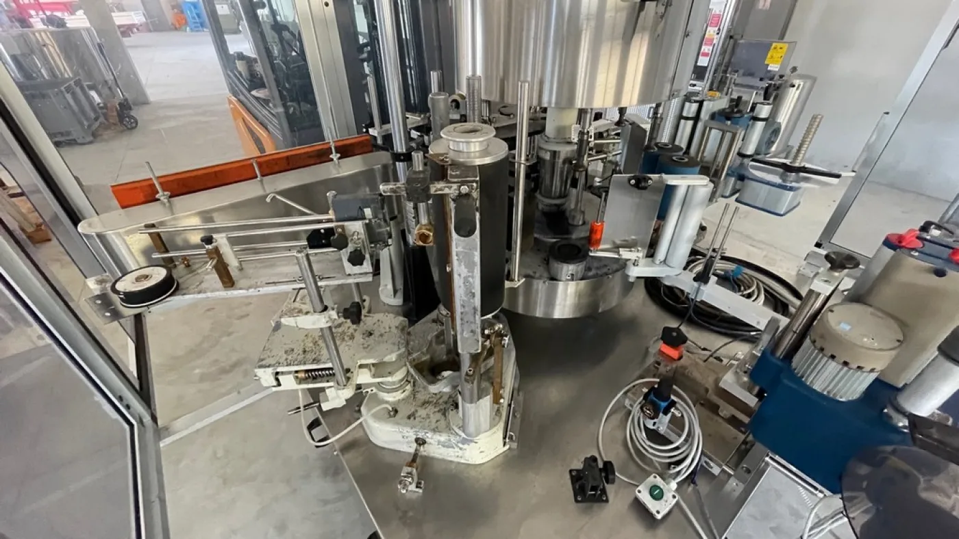 P.E. LABELLING MACHINE MODEL PRATICA 540, 6 LOCKING HEADS, 3 LABELING STATIONS, SECOND-HAND MACHINE - 5