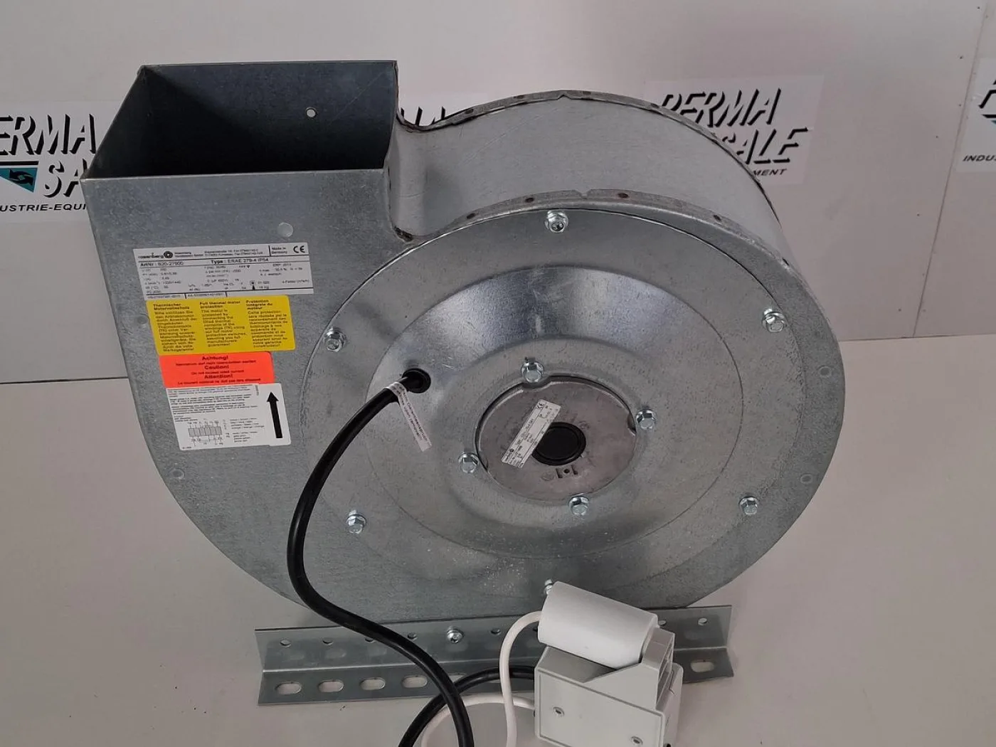 Rosenberg EREA 279-4 Radialventilator - 8
