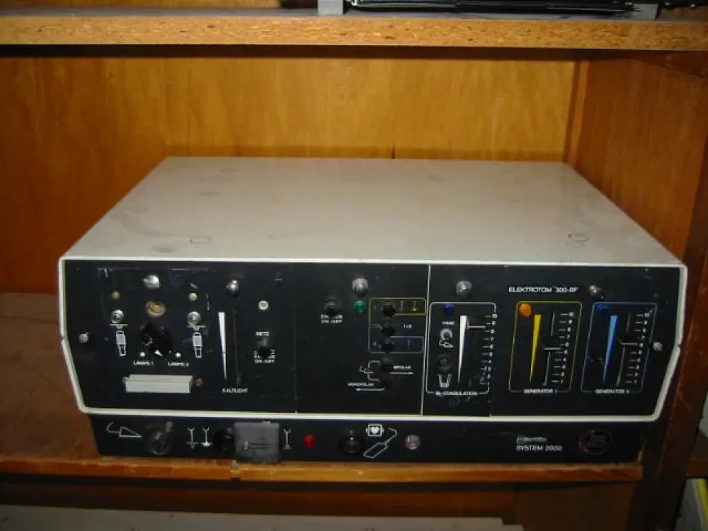 Martin Elektrotom 300 BF HF-Chirurgiegerät
