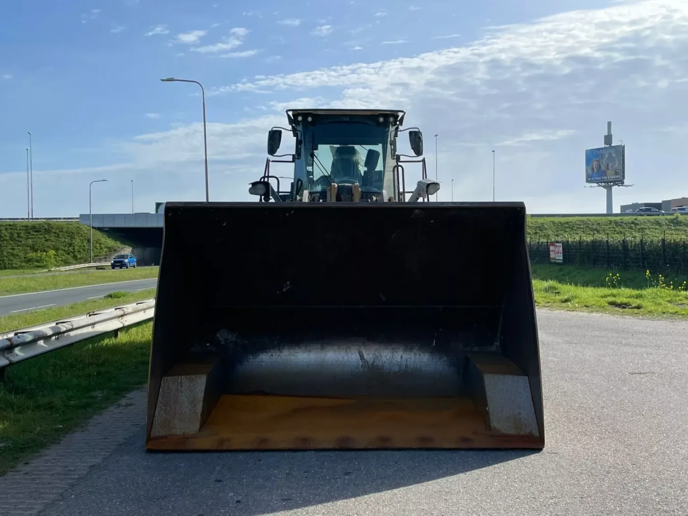 Caterpillar 962M - 8