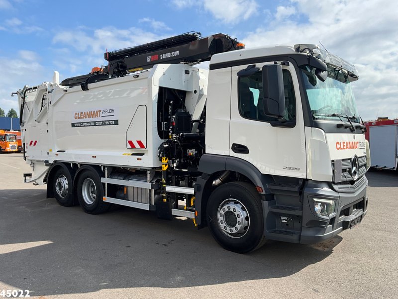 Mercedes-Benz Actros 2536 Zoeller Hiab 23 Tonmeter laadkraan