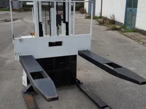 CARRELLO ELEVATORE ELETTRICO – ICEM – MOD. 13/240