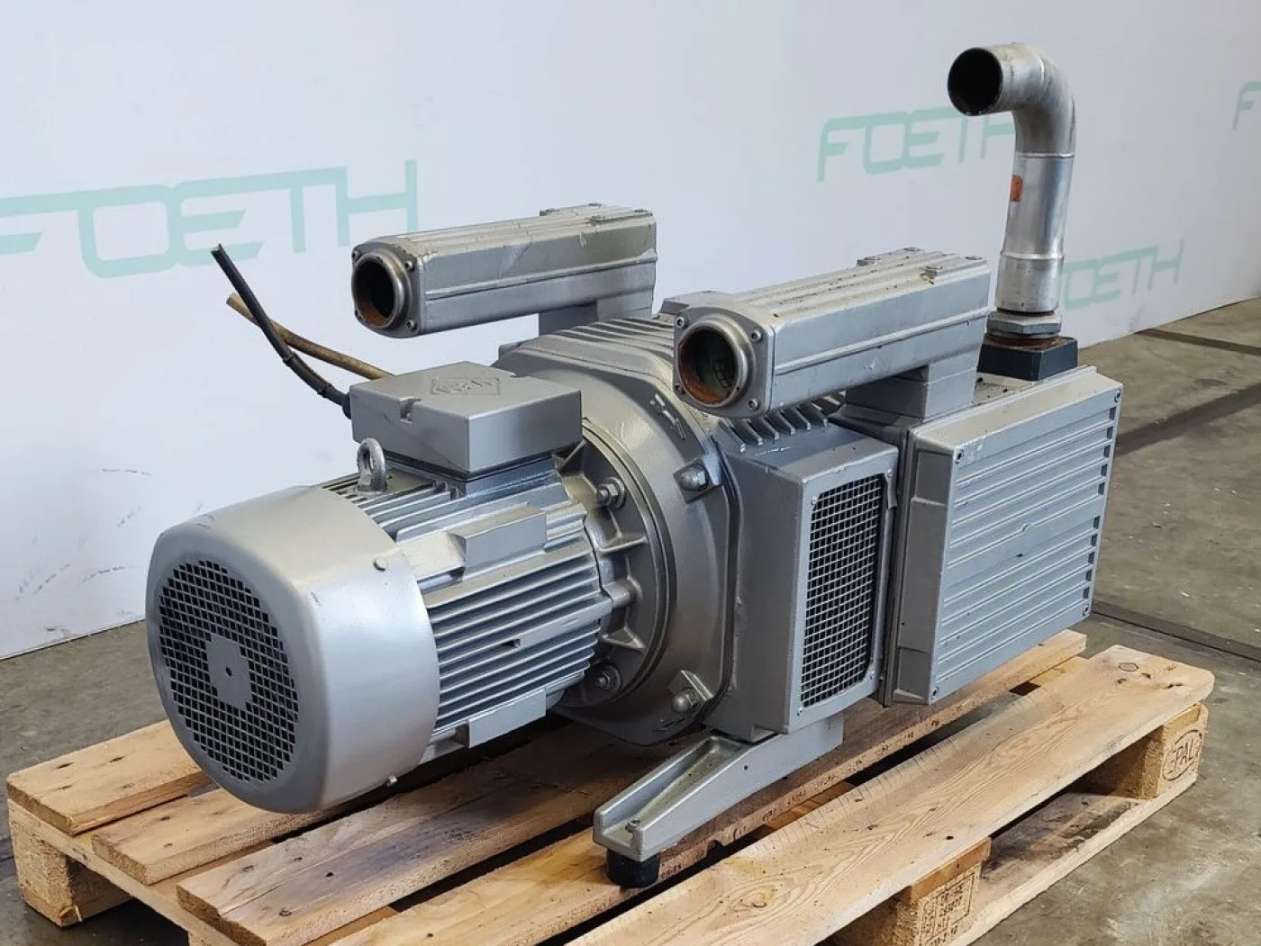 Becker Vacuum Pumpen VTLF-250 Oilless rotary vane pump - Vacuum pump - 2
