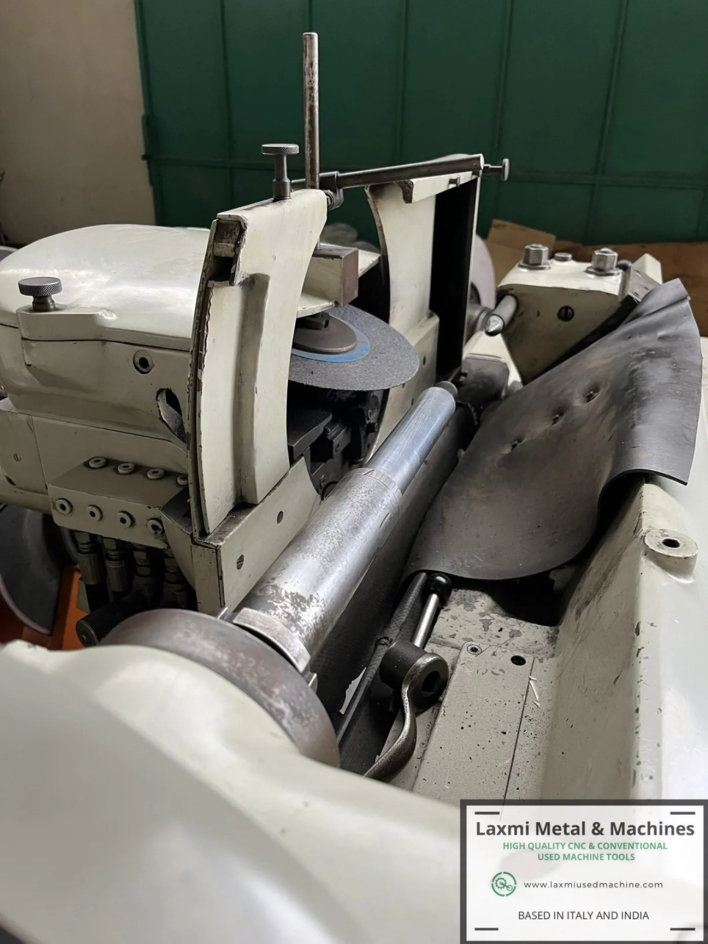 HOB SHARPENER, KLINGELNBERG – AGW 30A - Laxmi Metal & Machines, Rohtak - 5