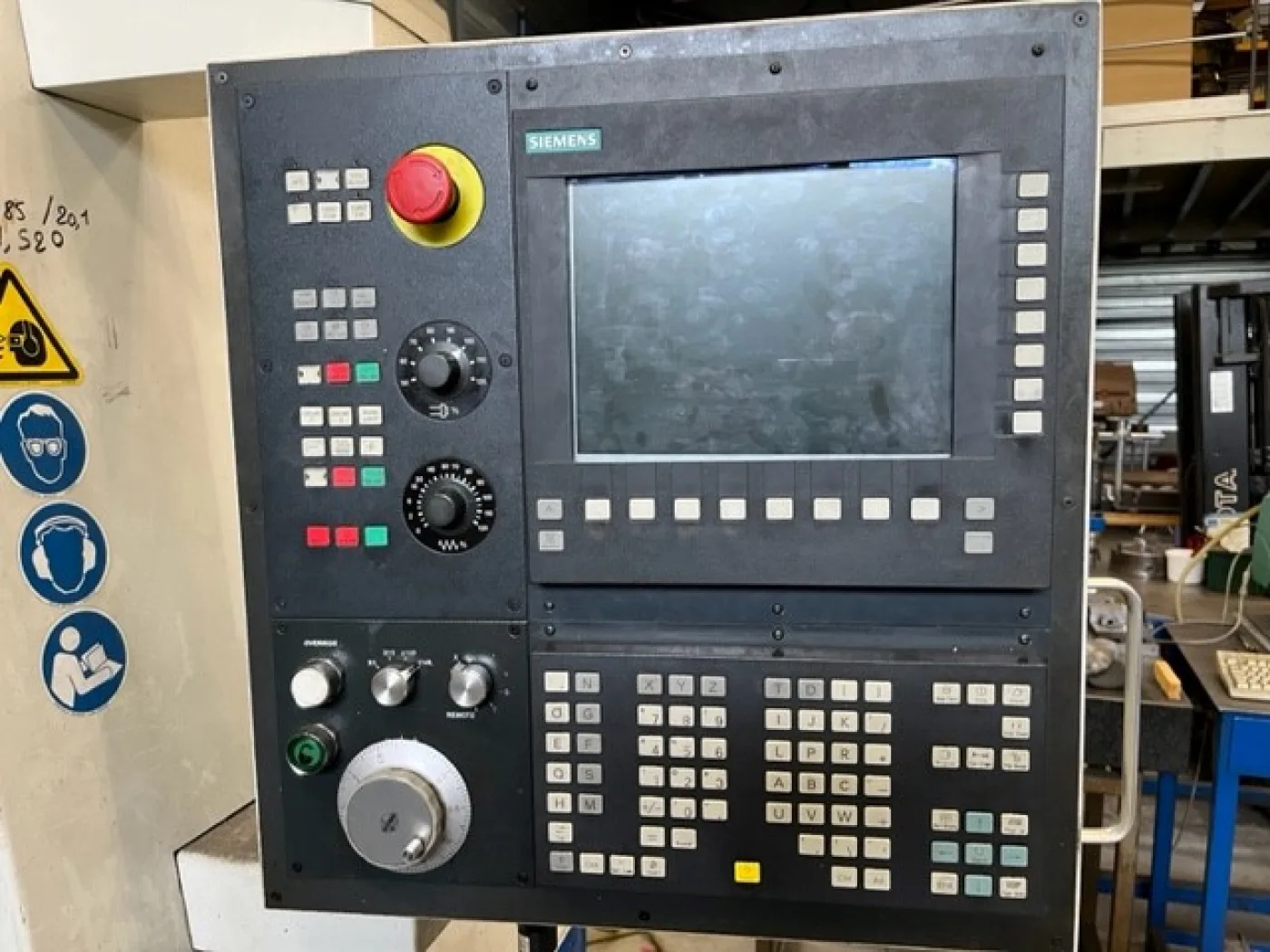 CNC Vertical Machining Center – FADAL VMC 4525 - 2