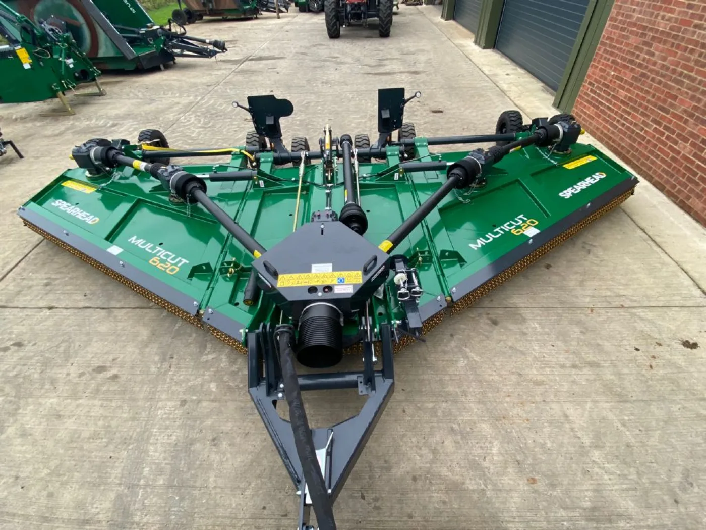 Spearhead 620 Multicut for sale Now replaced by the Multicut 650 Proline - 2
