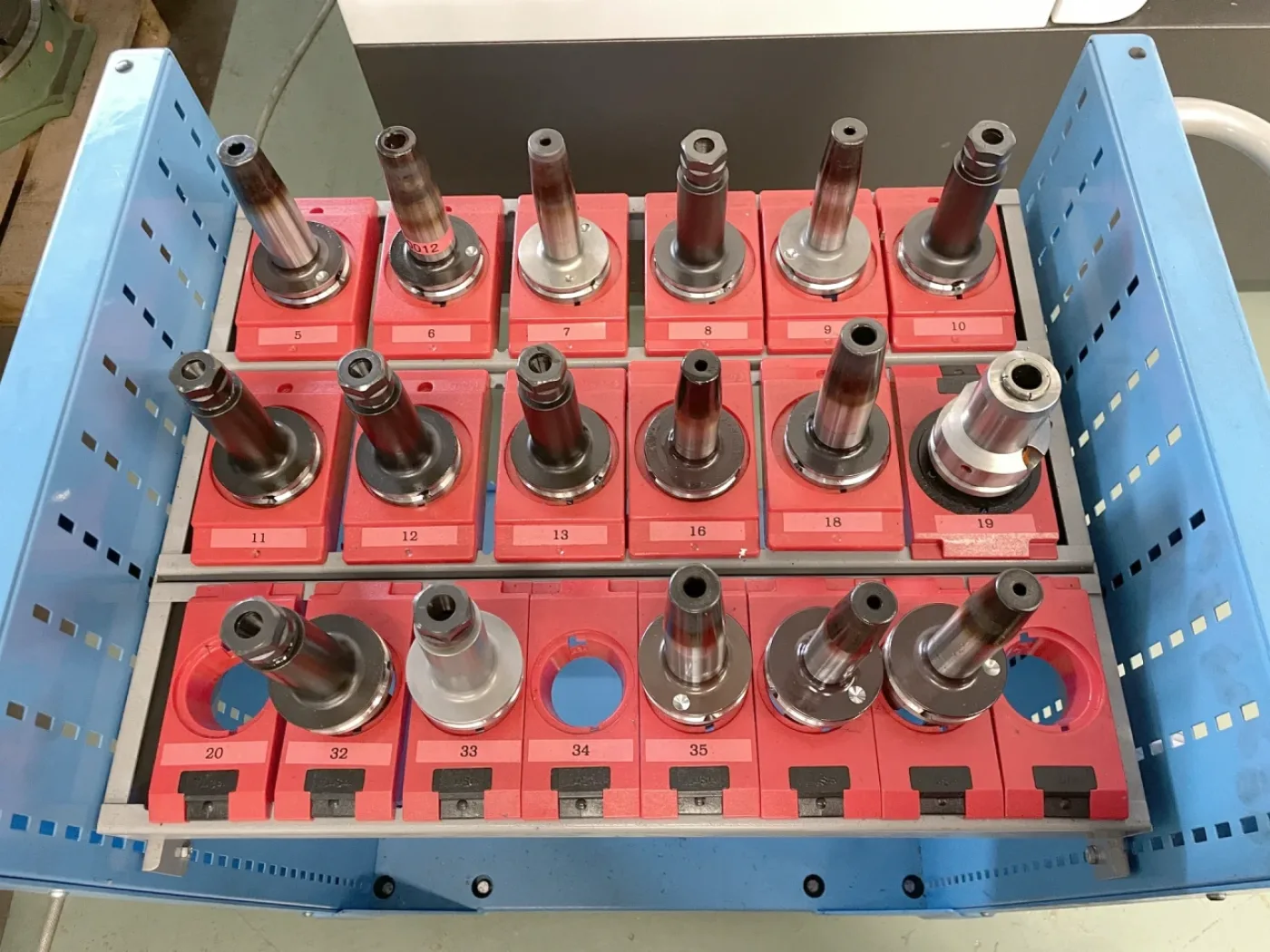 021582 - MAZAK KM63 - 1