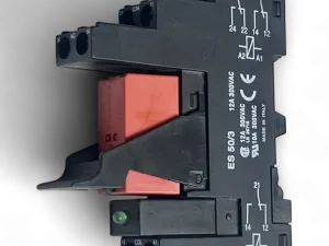 Schrack Relais RT424024 mit Sockel ES 50/3 – Relaisfassung | Relay Socket | Art.-Nr. ES50/3