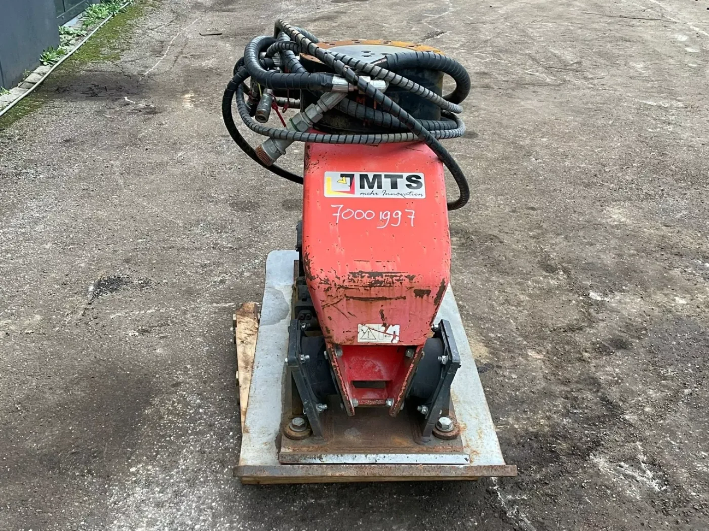 MTS V4X1 OQ 70/55 vibrating plate - 7