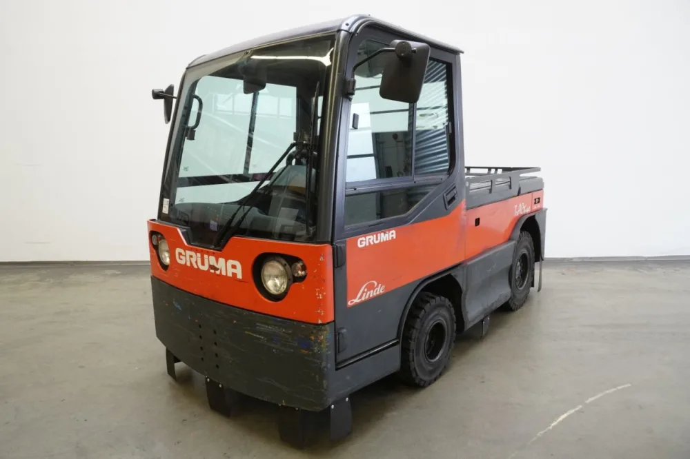 Schlepper Linde P 250 127-05 (2015)