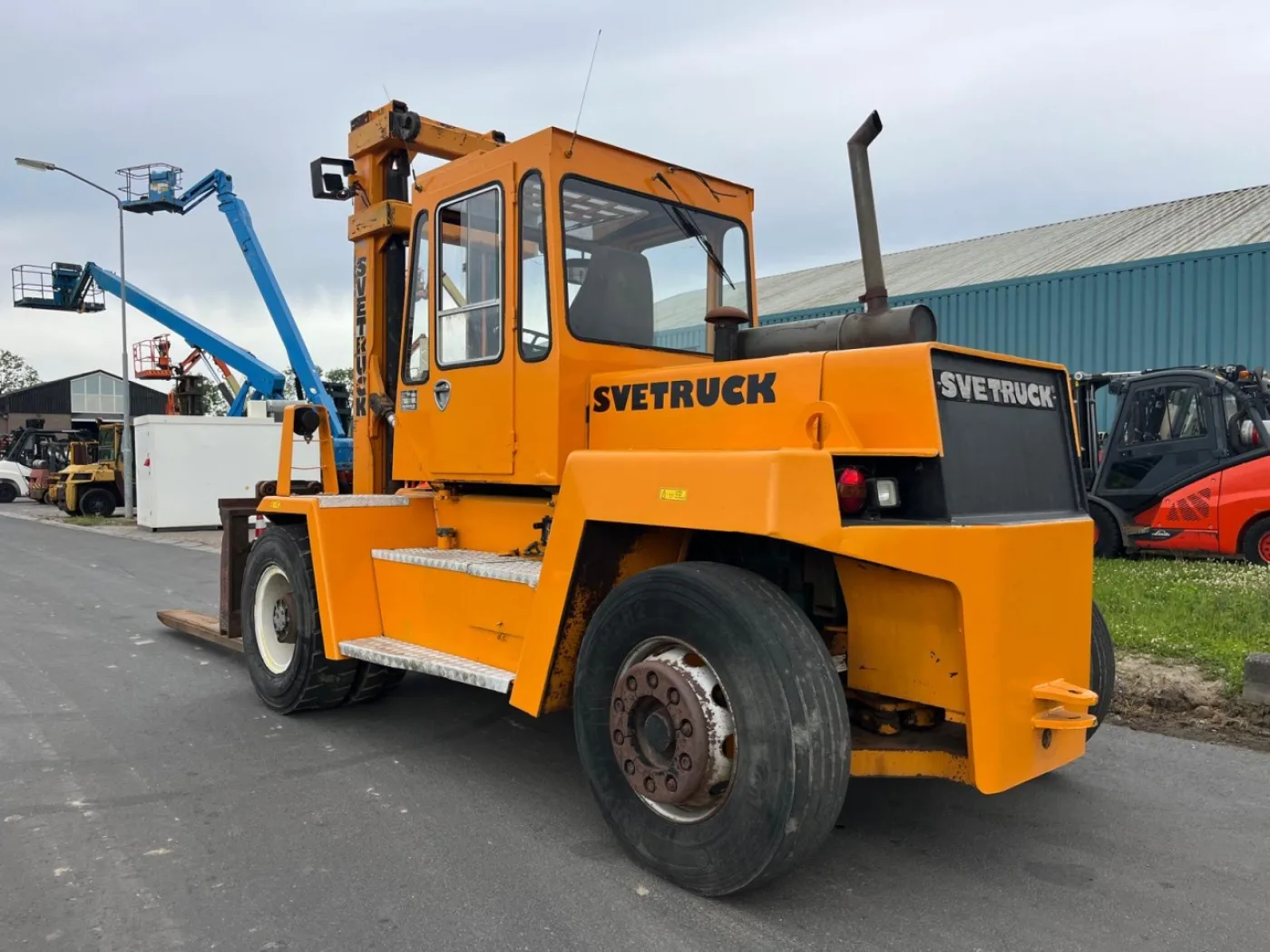 Svetruck 860-30 - 5