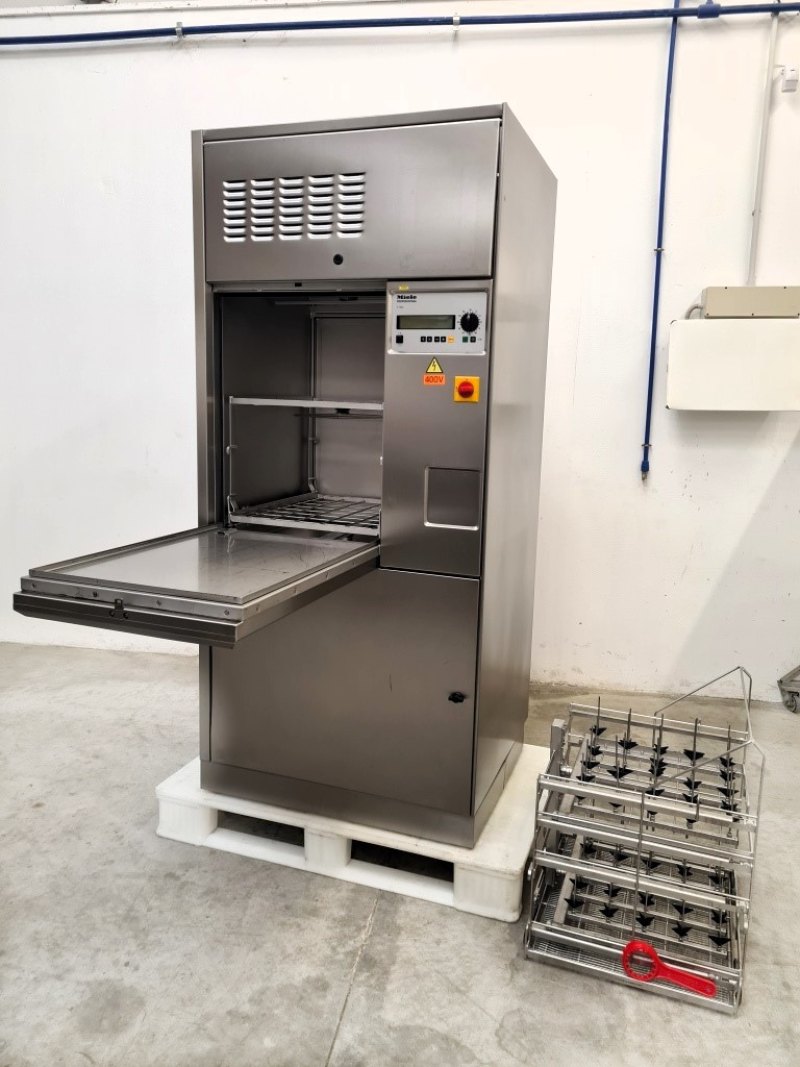 LAVASTRUMENTI A TERMODISINFEZIONE – MIELE – MOD. G7825