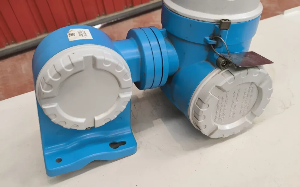 THERMAL MASS FLOWMETER ENDRESS HAUSER PROLINE T-MASS 65 ATEX UNUSED