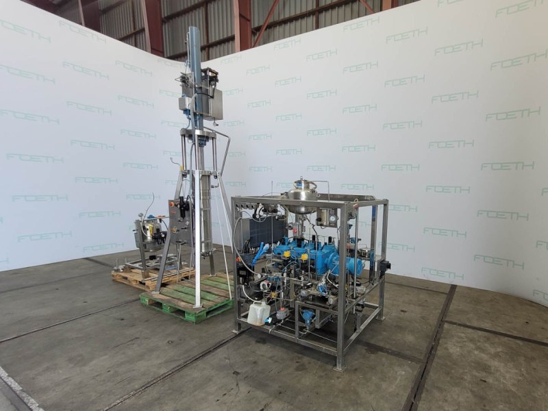 Novasep LC200 x 1000VE70 Preparative High-Performance Liquid Chromatography Column - Extraction