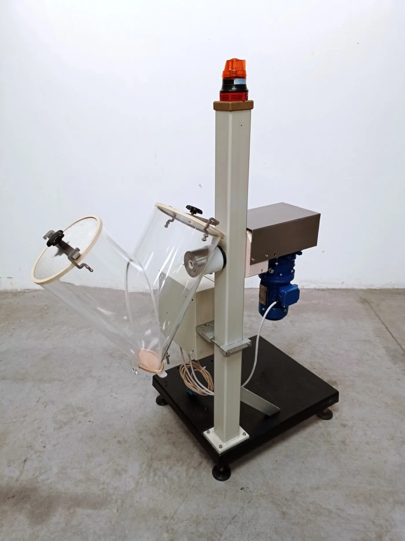 MESCOLATORE A ‘V’ – Mod. 30 LT - 1